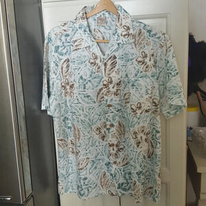 Maui Trading Co Hawaiian Shirt Wood Buttons